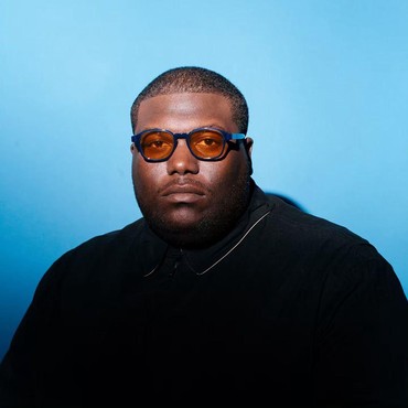 Lirik Lagu Simple Pleasures - August 08 feat Goldlink