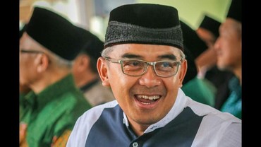 5 Artis yang Dilantik Jadi Anggota DPR RI