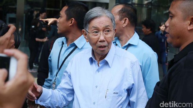 Profil Kwik Kian Gie, Ekonom Pro Rakyat yang Meninggal Dunia