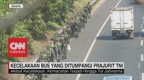 VIDEO: Iring-Iringan Bus Berpenumpang Prajurit TNI Tabrakan