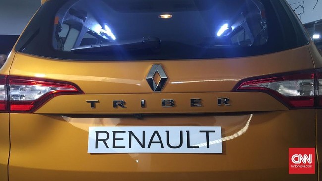 Maxindo Renault Indonesia sudah membuka inden Triber meski masih merahasiakan harga resminya untuk pasar Tanah Air. Dealer Renault dipersilahkan menerima inden jika ada konsumen yang berminat.