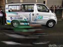 Angkot Mikrotrans Kecelakaan di Jakbar, TransJ Pastikan Tak Ada Korban Jiwa