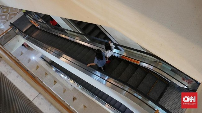 Pengunjung Grand Indonesia turun 10 persen-15 persen setelah virus corona masuk Indonesia.