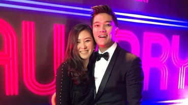Boy William Resmi Lamar Sang Kekasih