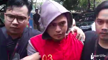 img-title Minta Maaf, Galih Ginanjar Malah Ungkit Pernah Rawat Papa Fairuz
