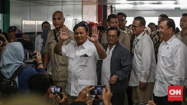 Sebelum bertemu Airlangga, Prabowo sudah lebih dulu bertemu Megawati, Surya Paloh, Cak Imin dan juga Jokowi. Hanya tinggal Ketum PPP yang belum ditemui Prabowo.