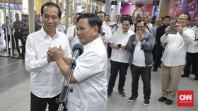 Ketua DPR Singgung Pertemuan Jokowi-Prabowo Lewat Pantun