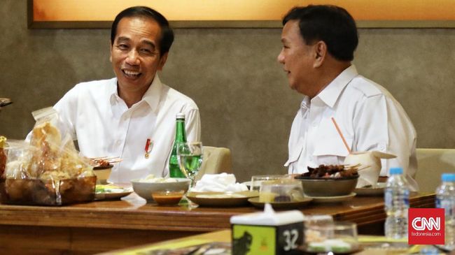 Arti di Balik MRT dan Baju Putih di Pertemuan Jokowi-Prabowo