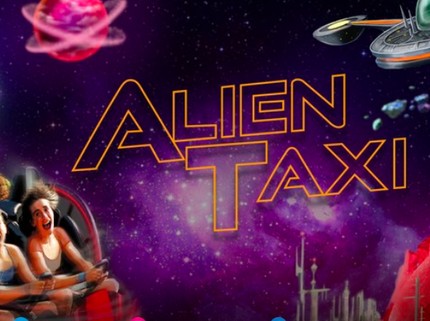 Naik Pesawat Luar Angkasa di Alien Taxi Trans Studio Cibubur