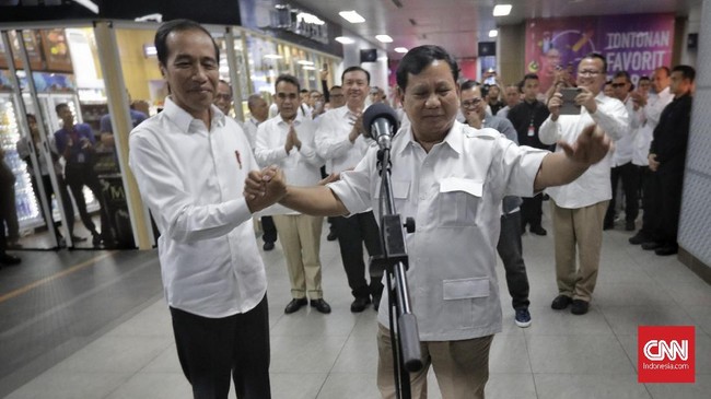 Wakil Ketua Dewan Kehormatan PAN Drajad Wibowo mengatakan sebelum bertemu dengan Jokowi, Prabowo Subianto sudah surati Amien Rais.