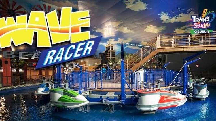 Penasaran mau main jetski di dalam ruangan? Ajak keluarga ke Trans Studio Cibubur saja yuk!