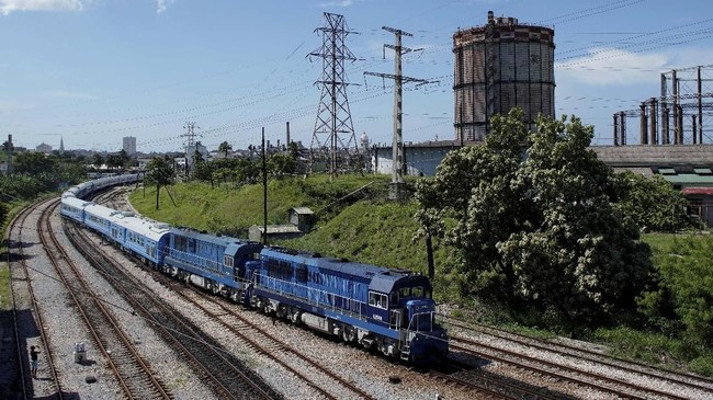 Selama lebih dari empat dekade sistem kereta di Kuba terbilang sangat kuno.