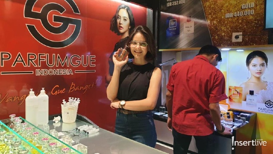 Bisnis parfum Tiwi eks T2 digugat, kenapa?.