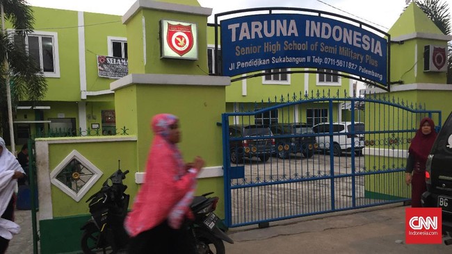 Kepela Sekolah SMA Taruna Indonesia Tarmizi Endrianto mengakui mengharamkan kekerasan dalam MOS dan selama 15 tahun gelarannya tak pernah ada kekerasan.