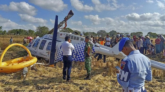 Tenaga Ahli KNKT menyatakan tangki Helikopter yang jatuh di Lombok Tengah ditemukan kosong, tak ada bahan bakar di tangki itu.