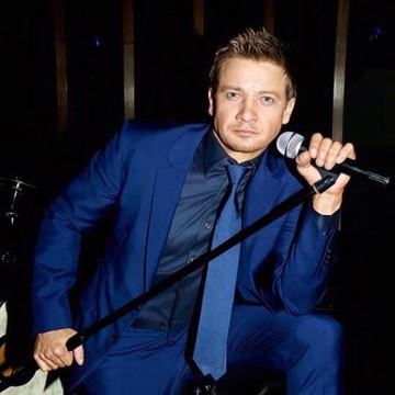 Jeremy Renner Kabarkan Kondisi Usai Pulang dari RS, 30 Tulang Patah