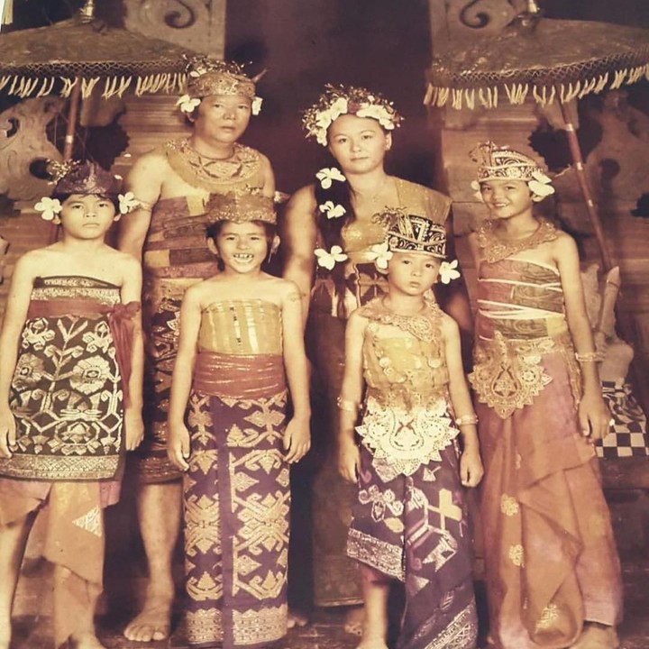 <p>Basuki Tjahaja Purnama atau Ahok adalah anak pertama dari empat bersaudara pasangan mendiang Indra Tjahaja Purnama dan Buniarti Ningsih. (Foto: Instagram @basukibtp)<br /><br /></p>