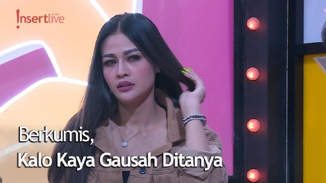 Tak Pernah Terkuak, Siapa Sebenarnya Suami dari Hesty Klepek-klepek