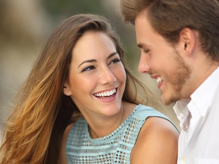 Curhat dengan Teman Lawan Jenis Saat Sudah Nikah, Yes or No?