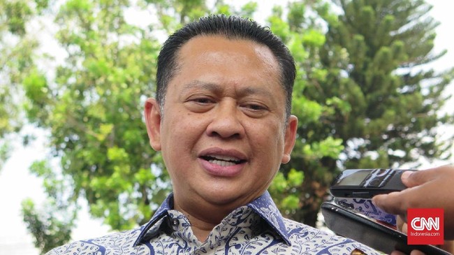 MPR menyebut pelantikan Joko Widodo-Ma'ruf Amin sebagai Presiden dan Wakil Presiden periode 2019-2024 digelar pada Minggu (20/10) pukul 14.30 WIB.