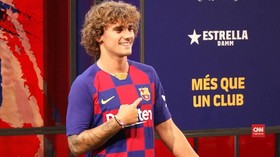 img-title VIDEO: Griezmann Tak Sabar Bermain dengan Messi di Barcelona