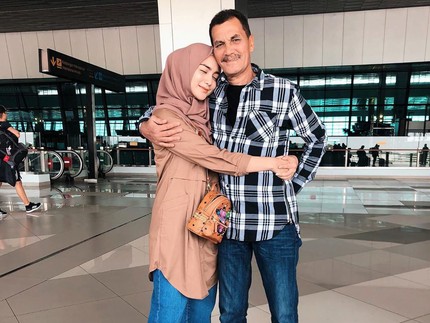 Dukungan Citra Kirana Saat Ayah Jalani Pengobatan Kanker di China