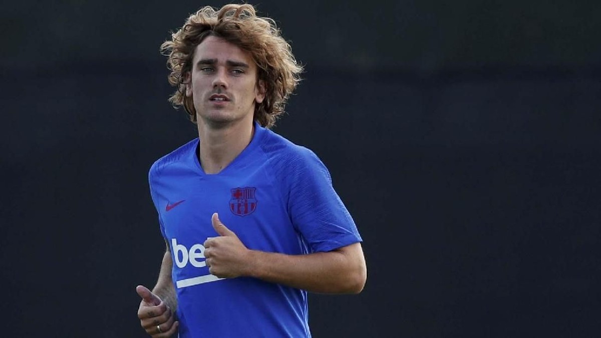 FOTO: Transfer Bermasalah, Griezmann Semringah di Barcelona