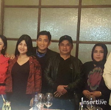 7 Momen Perdamaian Dewi Perssik dan Rosa Meldianti