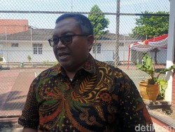 Pandemi Corona, Bupati Sukabumi Tak Masalahkan Warga Salat Jumat