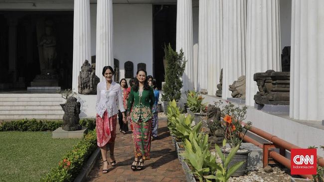 Momen perayaan kemerdekaan RI ke-77 di Istana Merdeka Jakarta jadi kesempatan untuk menyerukan pengajuan kebaya sebagai Warisan Budaya Tak Benda UNESCO.