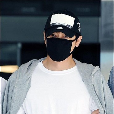 Kontrak Kang Ji Hwan Diputus oleh Manajemen Huayi Brothers