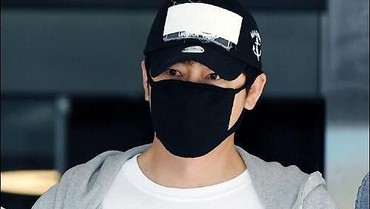 img-title Kontrak Kang Ji Hwan Diputus oleh Manajemen Huayi Brothers