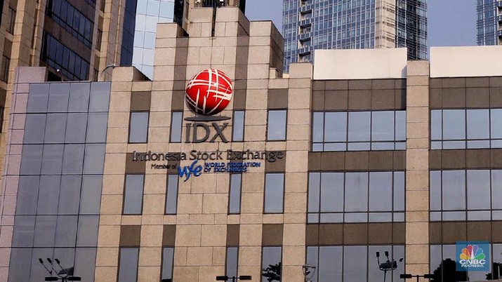 Ekonomi Lesu & IHSG Jatuh, Saham-saham Big Cap Berguguran Saham-saham unggulan di Bursa Efek Indonesia (BEI) mendadak masuk deretan top losers