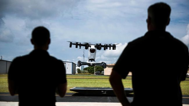 Sebelum meringkuk di penjara, perhatikan aturan menerbangkan drone di luar negeri.