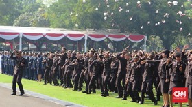Jokowi Minta Perwira Muda TNI-Polri Jaga Toleransi Berbangsa