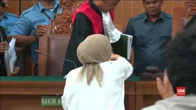 VIDEO: Ratna Tidak Ajukan Banding Atas Vonis yang Diterimanya