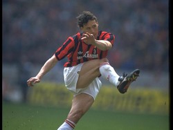 Van Basten Harusnya Bisa Setara Messi atau Ronaldo