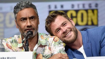 img-title Taika Waititi Kembali Didapuk Jadi Sutradara Film 'Thor 4'