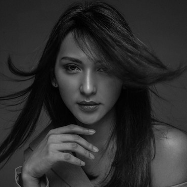 Isu Akan Dinikahi Pria Bule, Dena Rachman: Doain Aja