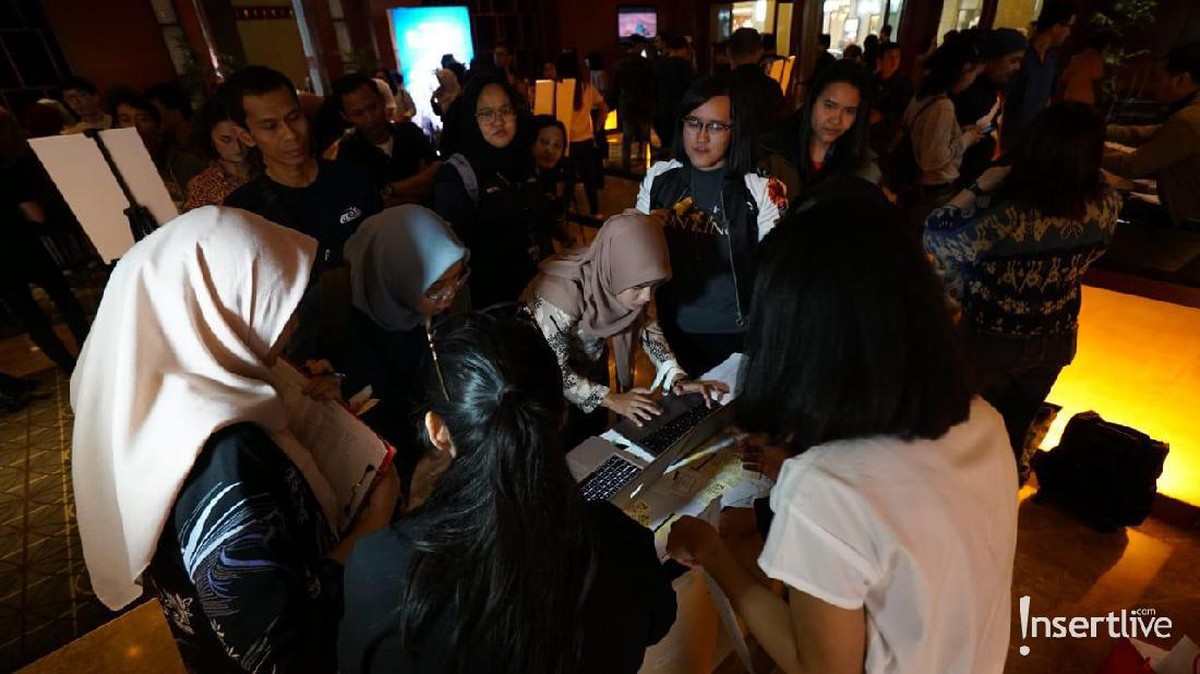 Film The Lion King dibuat ulang dalam versi animasi yang lebih realistis&period; Berikut ini potret kemeriahan penayangan perdana film The Lion King di Plaza Senayan&period;