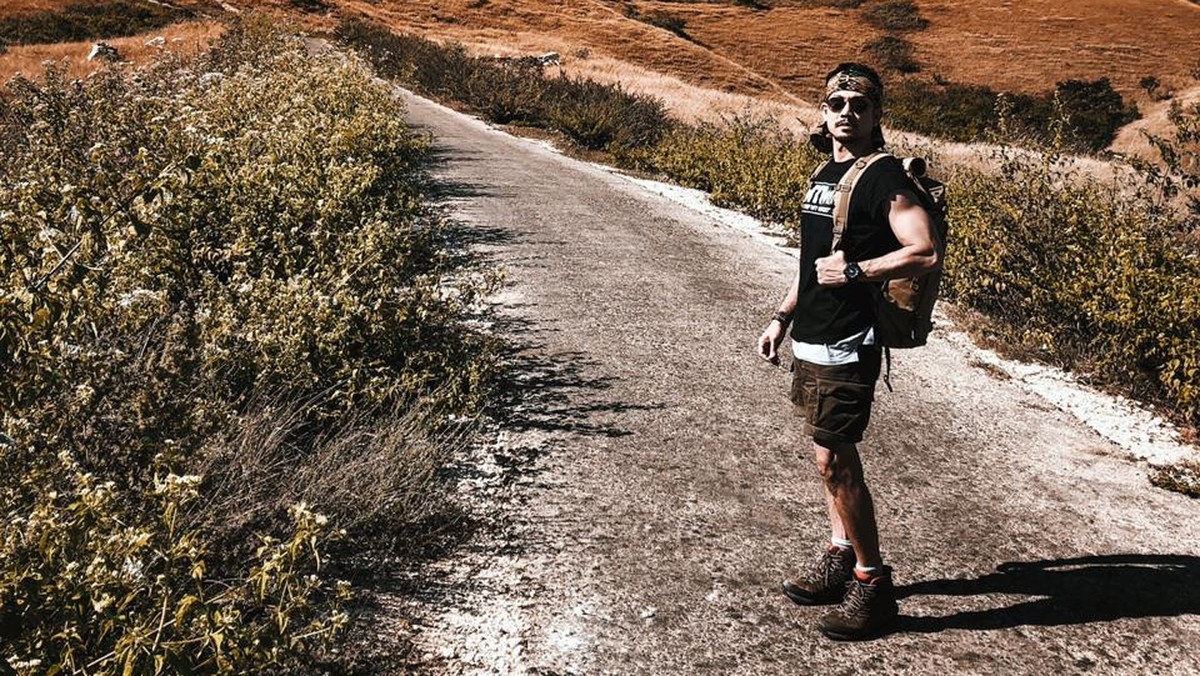 MTMA kali ini membawa Denny Sumargo untuk menikmati birunya air terjun di Sumba&period; Denny juga mengunjungi Kolam Jodoh&comma; sebuah mata air yang sangat biru&period;