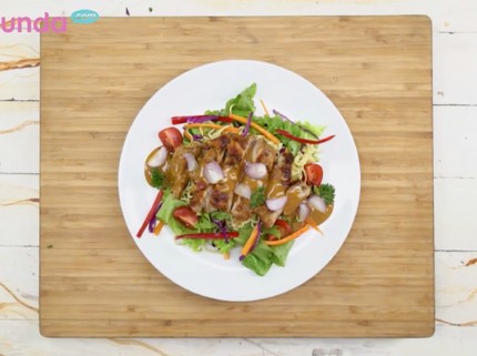 Resep Salad Mi Satai Ayam, 3 Hidangan dalam Satu Piring