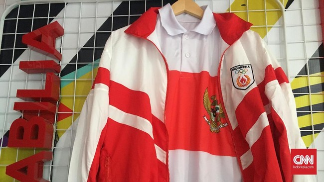 Di ajang Indonesia Open 2019, pengunjung bisa melihat lebih dekat replika kostum Susy Susanti saat juara Olimpiade Barcelona 1992.
