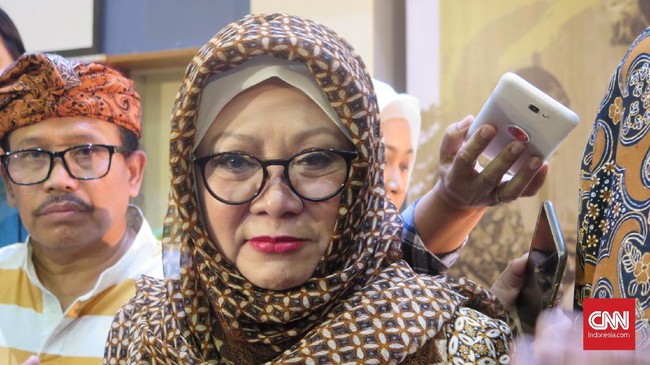 Tutut Soeharto menggugat sejumlah perusahaan terkait sengketa saham karena merugi hingga Rp600 miliar.