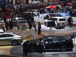 Penjualan Mobil Mulai Naik, tapi Masih Jauh di Bawah Normal