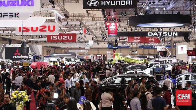 Gaikindo Minta Diskon Pajak Mobil Baru Usai 0 Persen Ditolak Menurut Gaikindo diskon pajak mobil baru masih lebih baik agar merangsang penjualan mobil.
