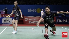 Lirikan Tontowi ke Butet di Indonesia Open 2019
