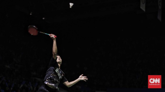 Anthony Ginting sukses mengikuti jejak Jonatan Christie yang berhasil lolos ke babak kedua Hong Kong Open 2019 , Rabu (13/11)