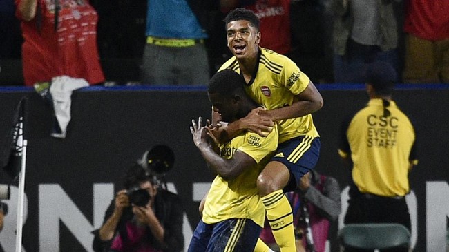 FOTO: Arsenal Kalahkan Munchen Lewat Gol Telat