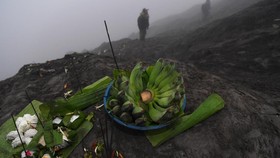 Ketua MUI Sesalkan Tendang Sesajen Semeru: Dakwah Itu Bukan Menginjak